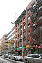 121 Baxter St in New York, NY - Building Photo - Building Photo