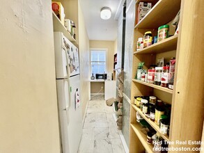 69 Woodlawn St, Unit 1 in Boston, MA - Building Photo - Building Photo