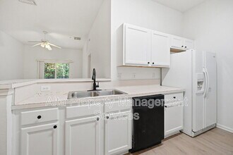 6081 Maggies Cir in Jacksonville, FL - Building Photo - Building Photo