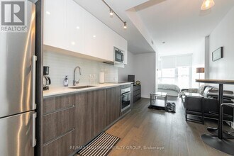 199 Slater St. in Ottawa, ON - Building Photo - Building Photo