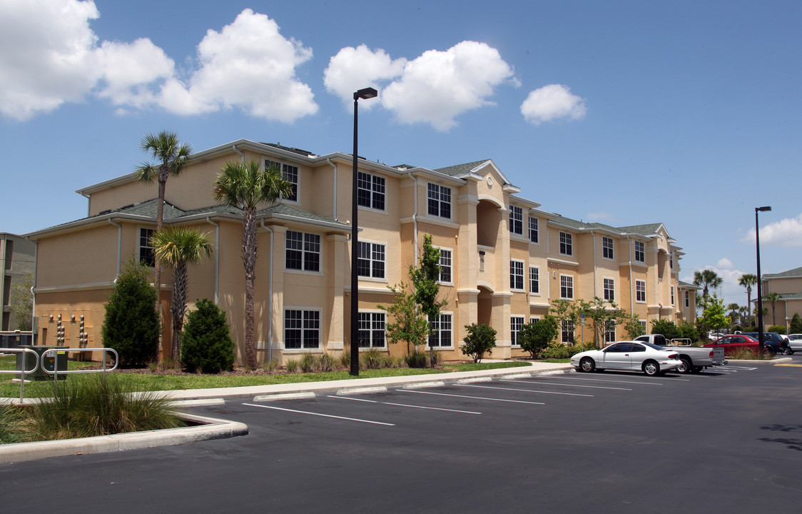 Clear Harbor Apartments in Pinellas Park, FL - Foto de edificio