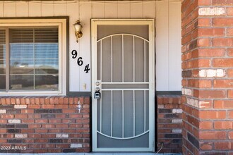 964 W Hackamore St in Mesa, AZ - Building Photo - Building Photo