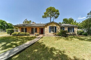 3423 Ozark St in Houston, TX - Building Photo