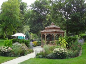 6320 S 35th St, Unit 6320 S 35th St in Franklin, WI - Building Photo