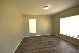 2909 Bonham St, Unit 2909 A BONHAM in Paris, TX - Building Photo - Building Photo