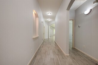 18302 N Elizabeth Shore Loop in Cypress, TX - Building Photo - Building Photo