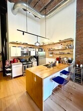 251 Heath St, Unit 211 in Boston, MA - Building Photo - Building Photo