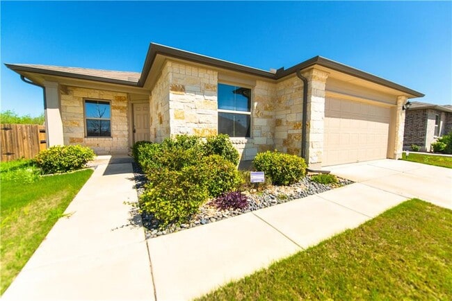 property at 708 Pinnacle Dr