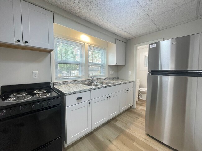 45 Ashland St in Manchester, NH - Building Photo - Building Photo