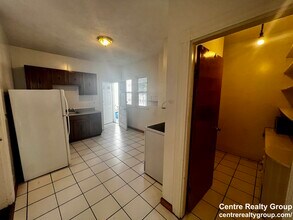 63 Sycamore St, Unit 1 in Somerville, MA - Foto de edificio - Building Photo