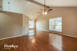 4631 Whispering Rock Ln, Unit 506 in Spring, TX - Building Photo - Building Photo