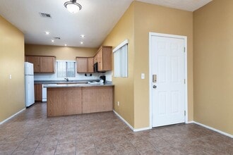 726 Hardy Way in Mesquite, NV - Building Photo - Building Photo