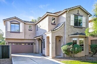 3691 E Stampede Dr in Gilbert, AZ - Foto de edificio - Building Photo