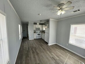 2228 Chicago Cubs St in Avon Park, FL - Building Photo - Building Photo