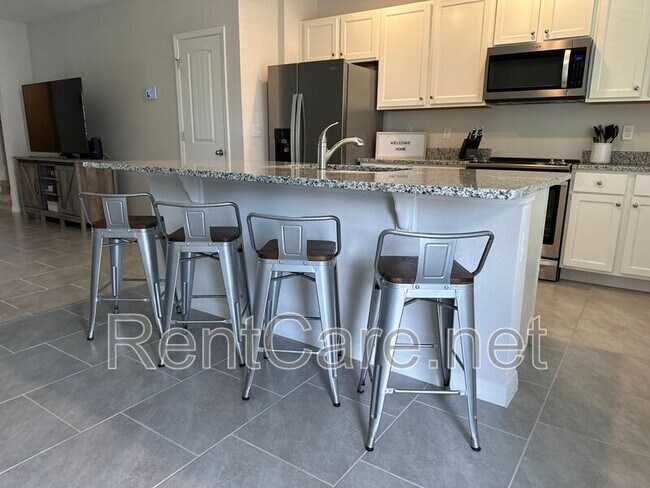 10030 Salt Pt Dr in Winter Garden, FL - Building Photo - Building Photo