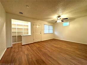 10 Lura Ln in Van Buren, AR - Building Photo - Building Photo