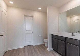 251 Drifter Dr in Newark, TX - Building Photo - Building Photo