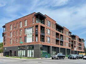 3207 N Narragansett Ave, Unit K07J in Chicago, IL - Building Photo