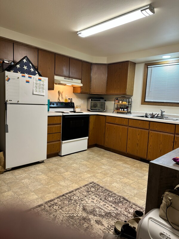 600 N Steven Ave in Greenwood, WI - Building Photo - Building Photo