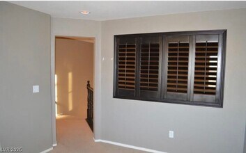 2316 Silver Silo Ct in North Las Vegas, NV - Building Photo - Building Photo