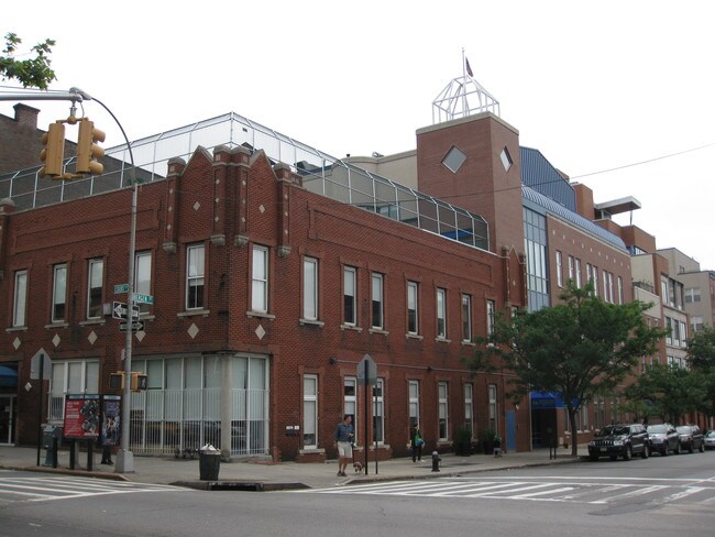 13 Bergen St in Brooklyn, NY - Building Photo - Building Photo