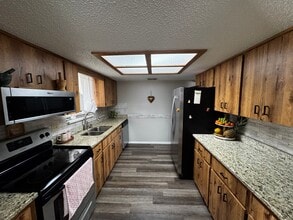 8935 SW 102nd Pl in Ocala, FL - Building Photo - Building Photo