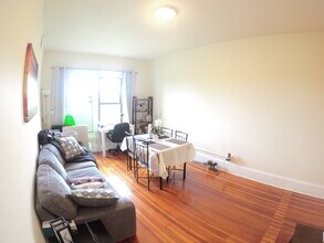 1463 Beacon St in Brookline, MA - Building Photo - Building Photo