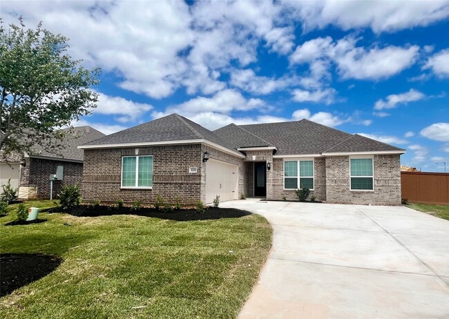 3202 Bolt Rope Dr in Santa Fe, TX - Building Photo - Building Photo