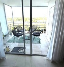 3660 NE 166th St, Unit 703 in Miami, FL - Building Photo - Building Photo