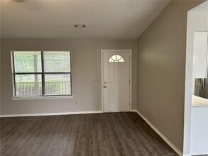 2485 W Jane Cir Dr in Fayetteville, AR - Building Photo - Building Photo