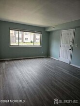 405 Cynthia Ct in Princeton, NJ - Building Photo - Building Photo