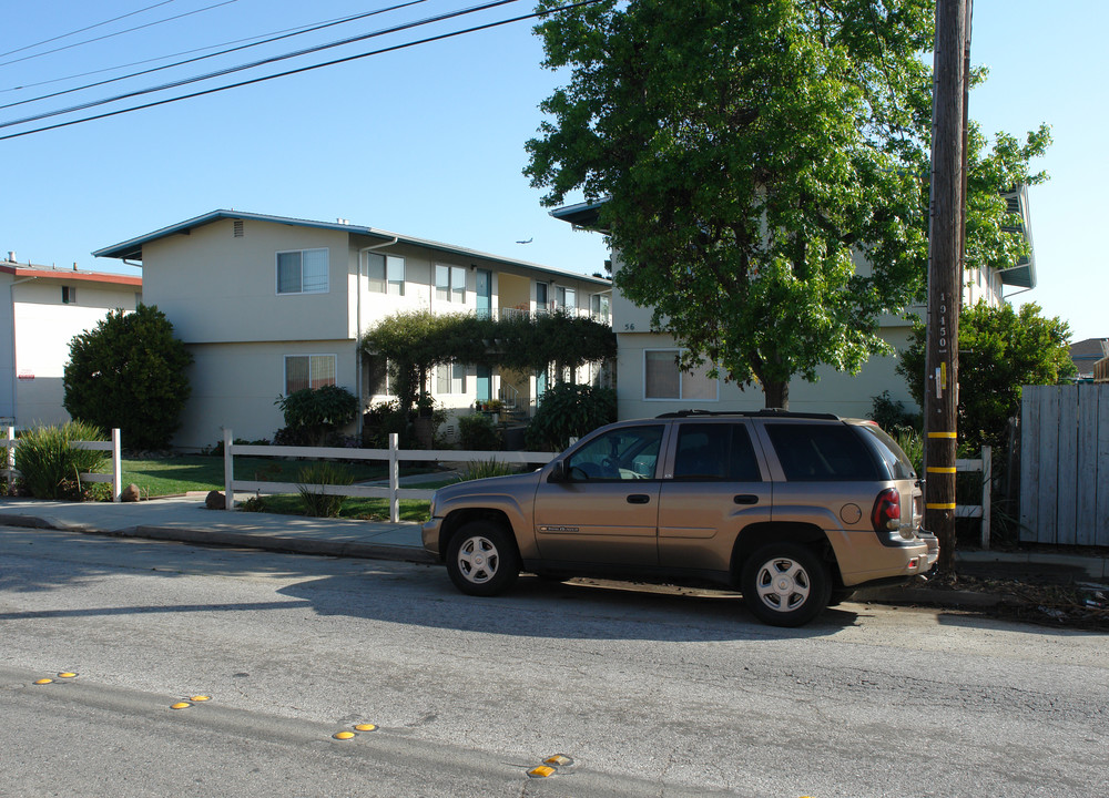 56 N Bayshore Blvd in San Mateo, CA - Foto de edificio