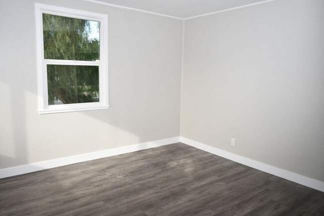 4515 Hilltop Dr in San Diego, CA - Building Photo - Building Photo