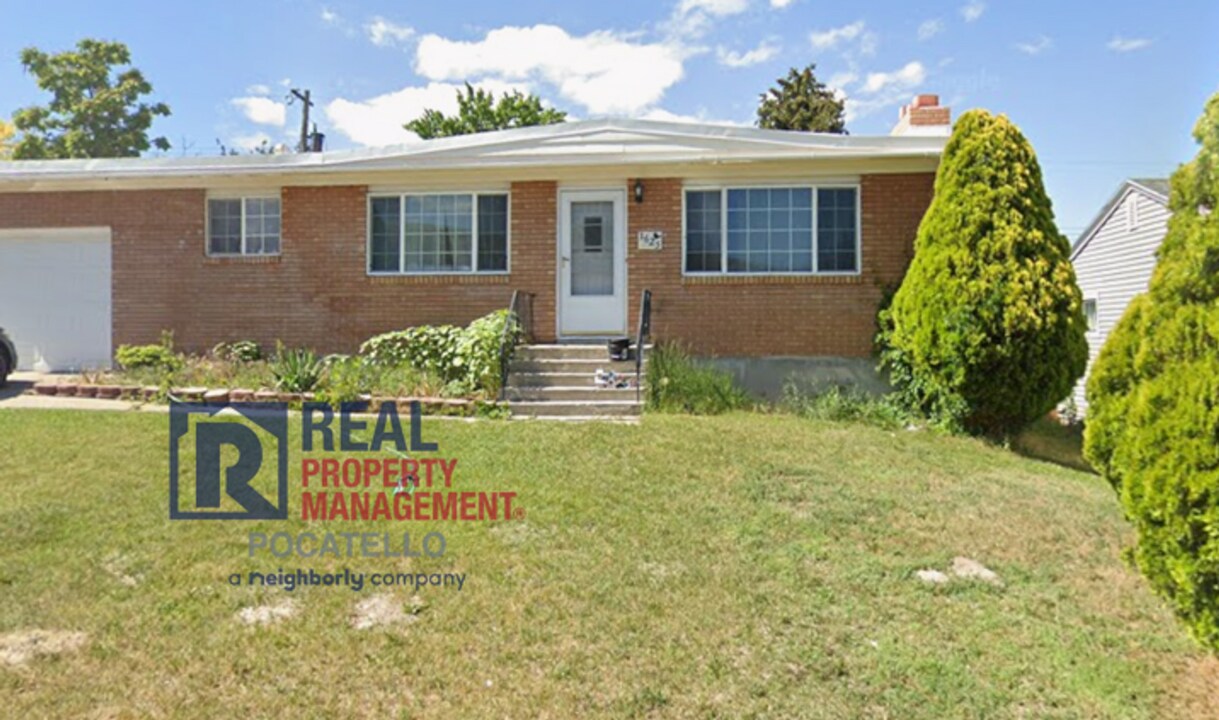 1625 Homer Dr in Pocatello, ID - Building Photo