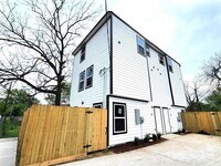 7954 Nashville St photo'
