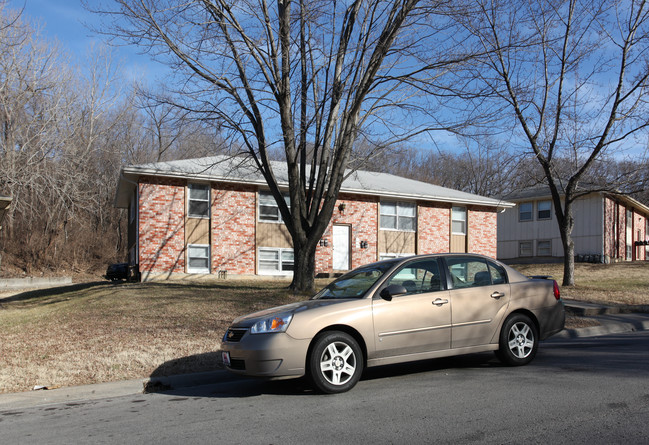 Eaton Street Apartments in Kansas City, KS - Building Photo - Building Photo