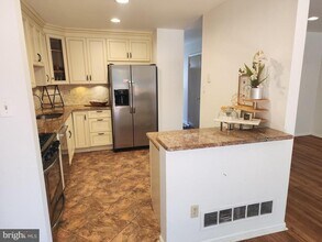 25 Forsythia Ct in Lafayette Hill, PA - Building Photo - Building Photo