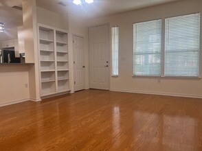 11583 NW 17 Pl in Gainesville, FL - Building Photo - Building Photo