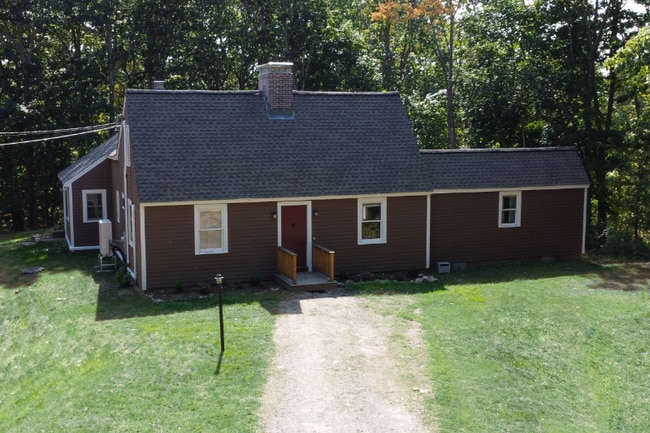 property at 2 Knight Ln