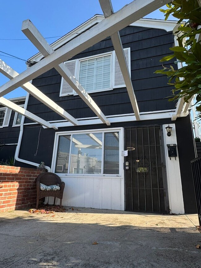 8459 La Mesa Blvd in La Mesa, CA - Building Photo - Building Photo