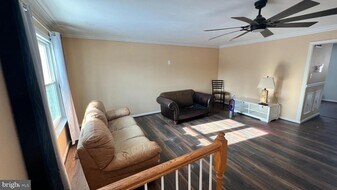 3649 Dahlgren Pl in Dumfries, VA - Building Photo