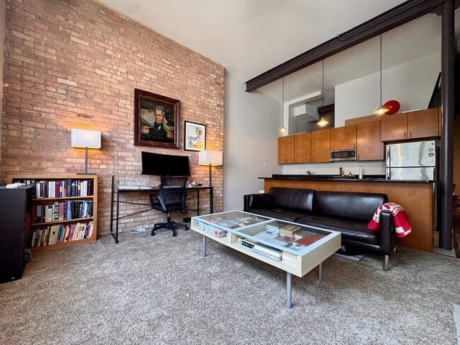 property at 3159 N Seminary Ave
