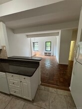 59 Old Mamaroneck Rd in White Plains, NY - Building Photo - Building Photo