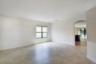 8979 Gulf Run Way in Wellington, FL - Building Photo - Building Photo