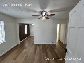 935 21st St S in St. Petersburg, FL - Building Photo - Building Photo