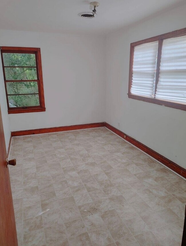 127 E Oak St in Mc Rae, GA - Building Photo - Building Photo