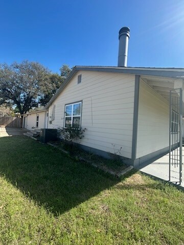 1208 Alexander St in Killeen, TX - Building Photo - Building Photo