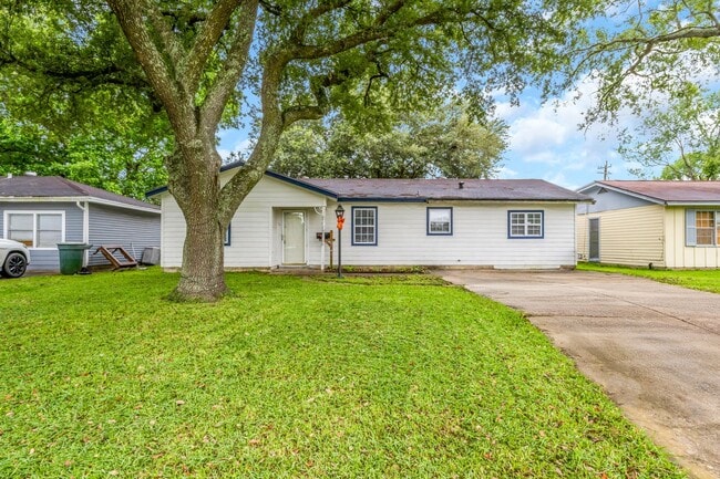 property at 8745 Kimberly Dr