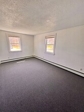7 Rocky Hill Rd in Somersworth, NH - Building Photo - Building Photo