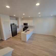 7704 W Blawn Wash Ln in Magna, UT - Building Photo - Building Photo